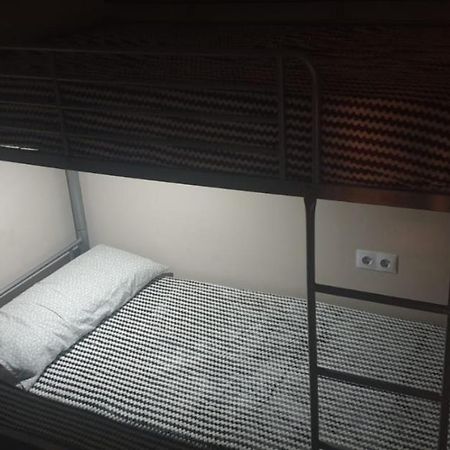 Traveller Host Hostel Madrid Buitenkant foto
